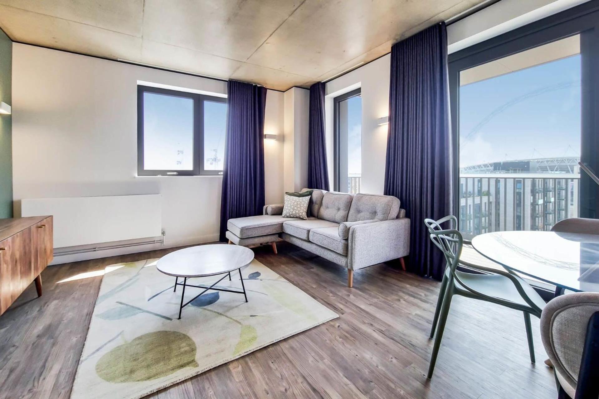 Botanical-Inspired Apartments At Repton Gardens Right In The Heart Of Wembley Park 伦敦 外观 照片