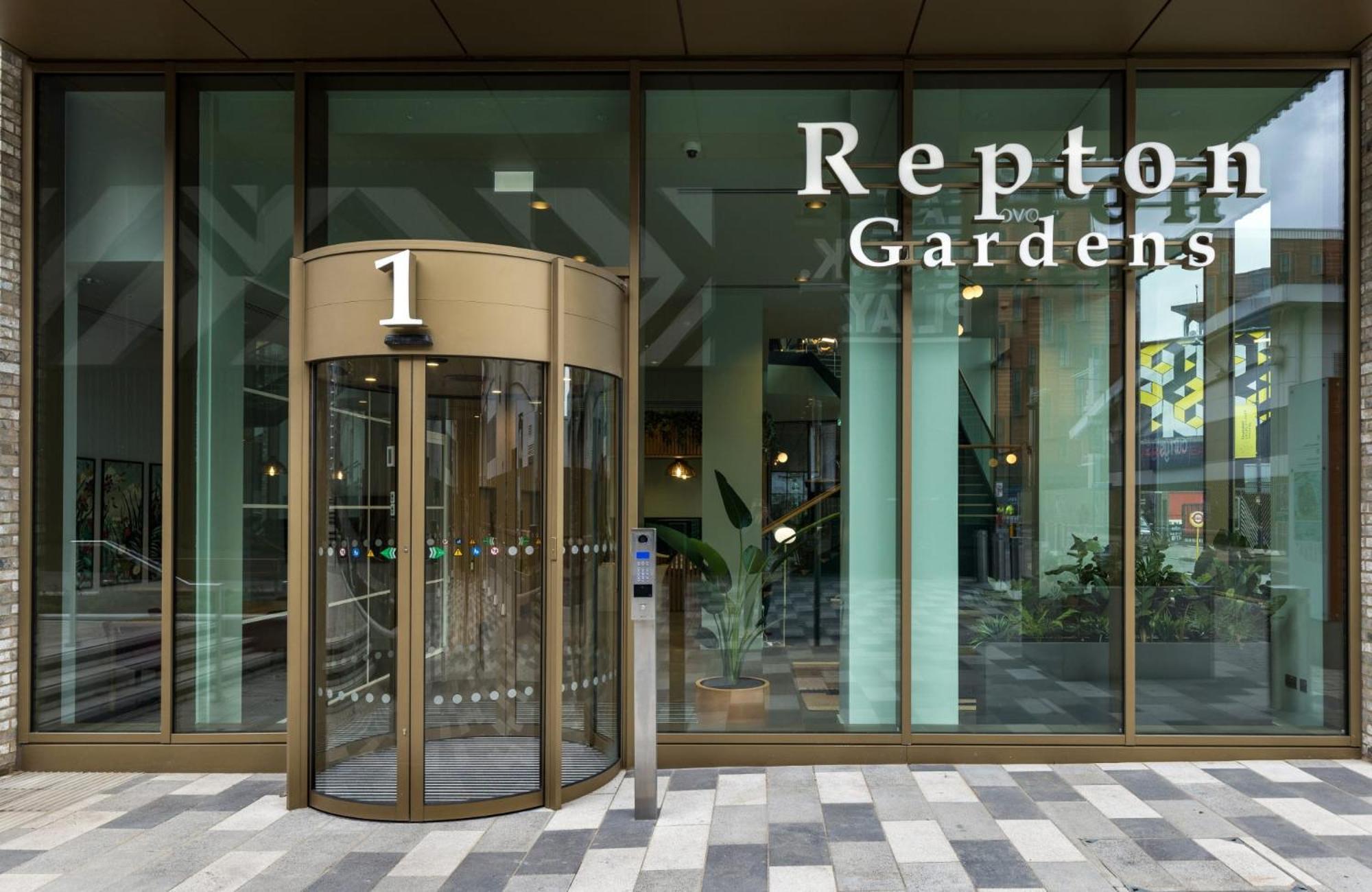 Botanical-Inspired Apartments At Repton Gardens Right In The Heart Of Wembley Park 伦敦 外观 照片