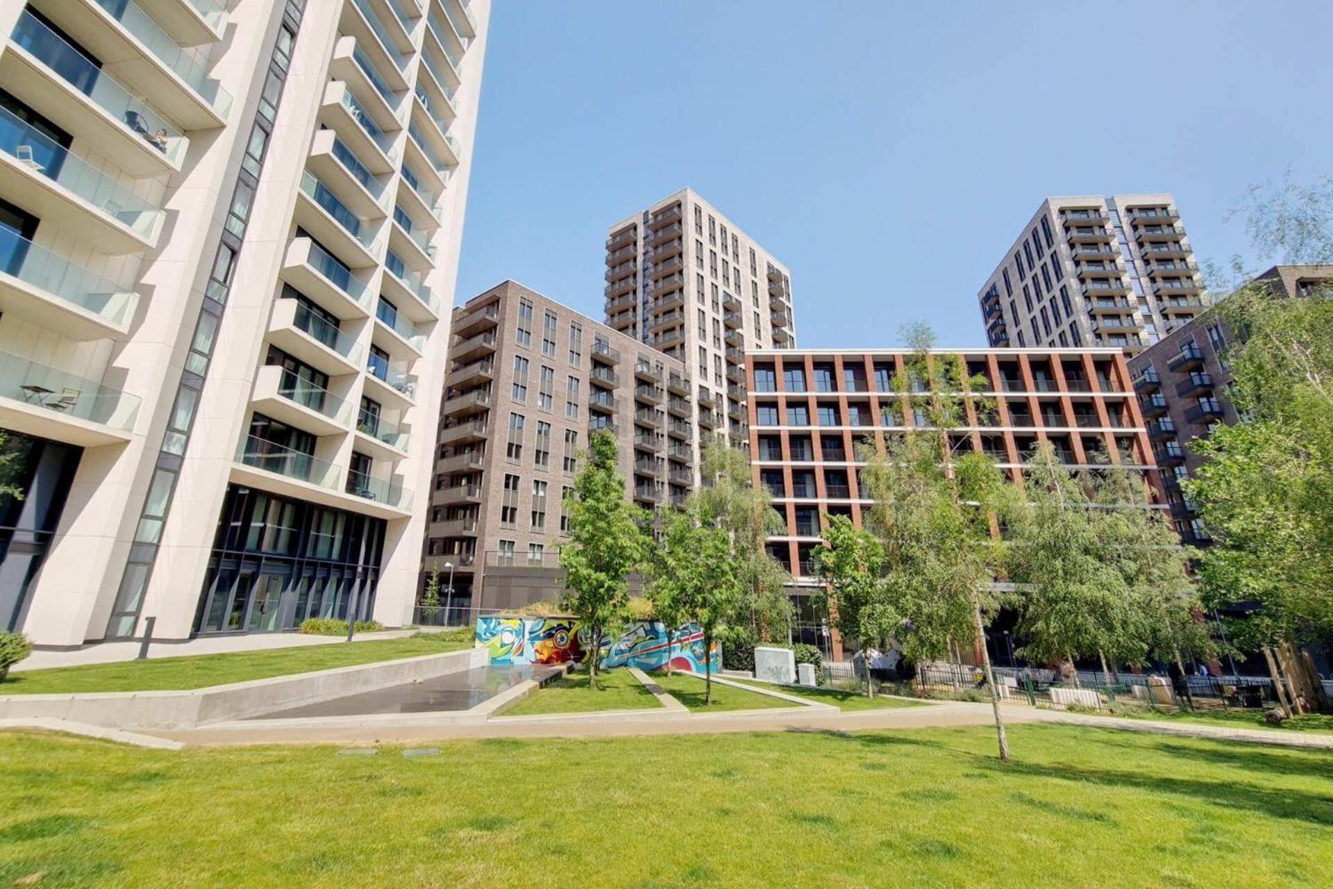 Botanical-Inspired Apartments At Repton Gardens Right In The Heart Of Wembley Park 伦敦 外观 照片