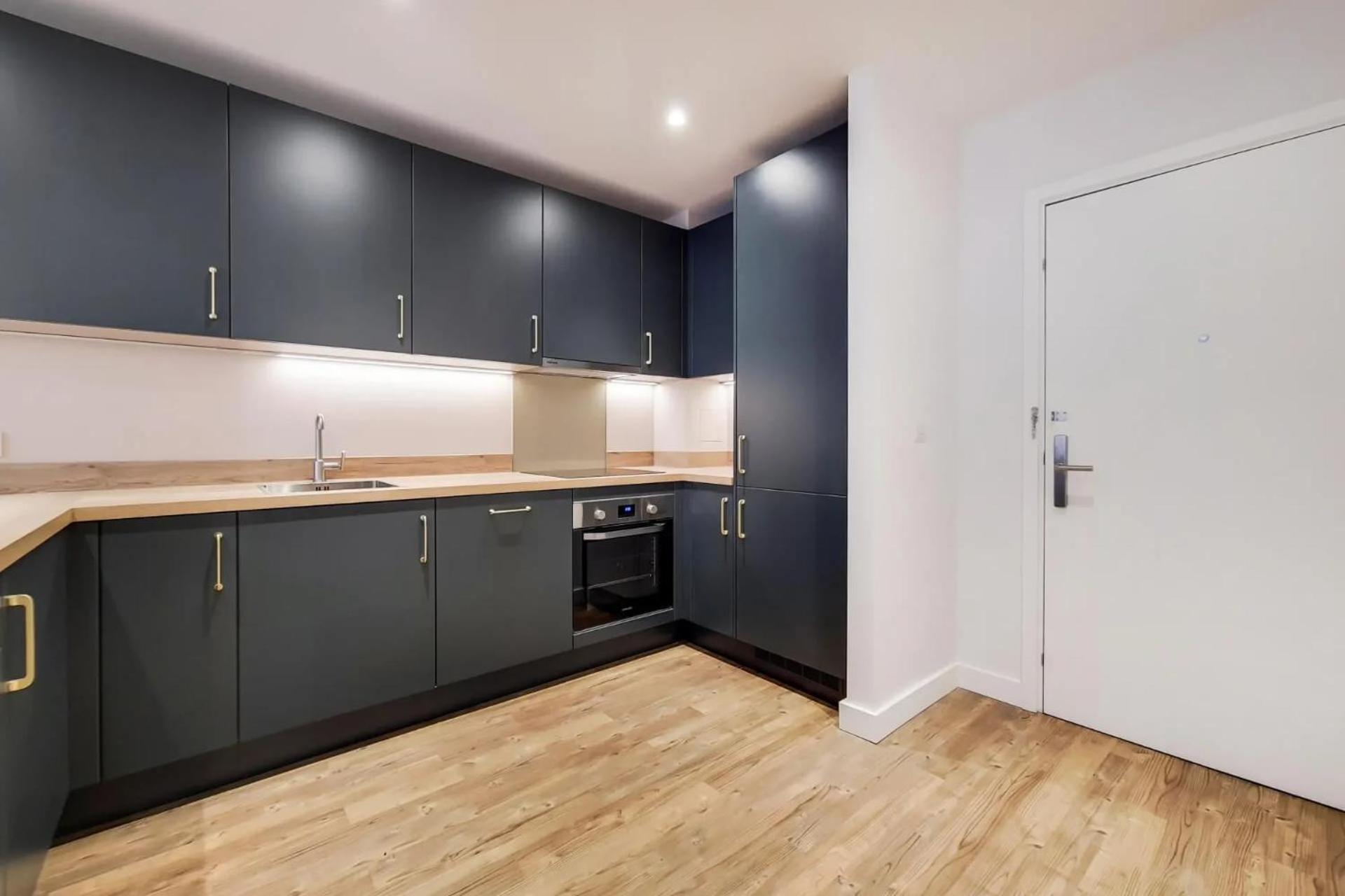 Botanical-Inspired Apartments At Repton Gardens Right In The Heart Of Wembley Park 伦敦 外观 照片